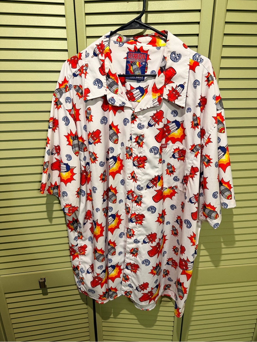 Dixxon bombs away 4XL White Rocket-Print Short-Sleeve Camp Shirt
